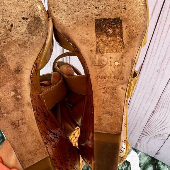 CHRISTIAN DIOR Buff Patent Leather Wedge Sandal - Picture 9 of 16